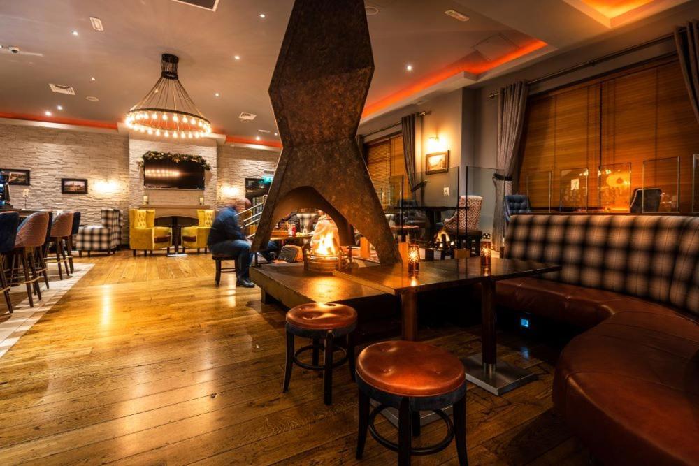 The Rose & V-spa Hotel