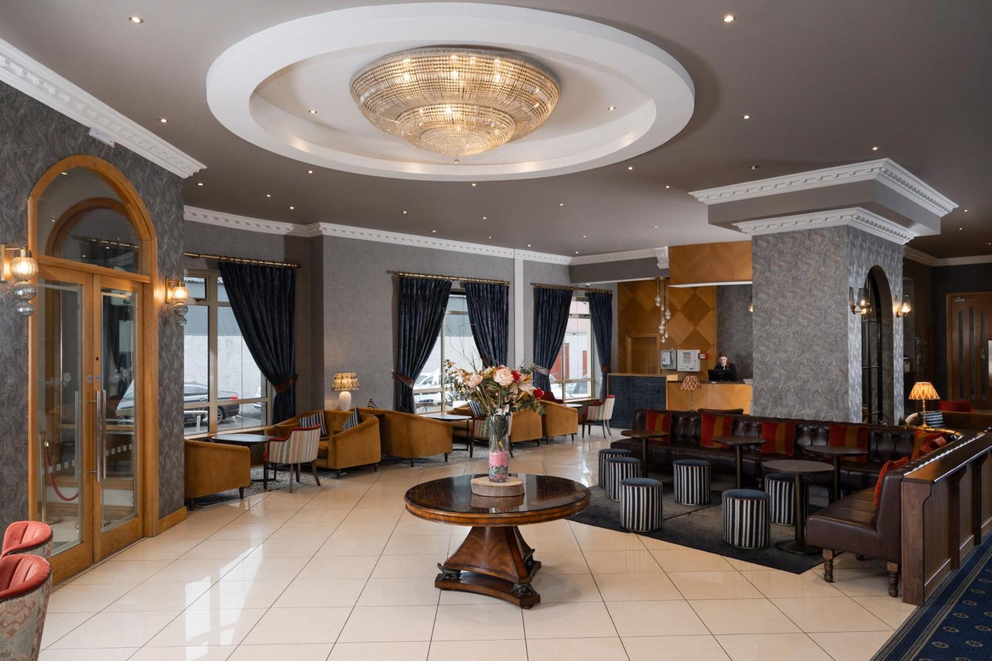 Hotel The Rose & V-spa Ballybofey